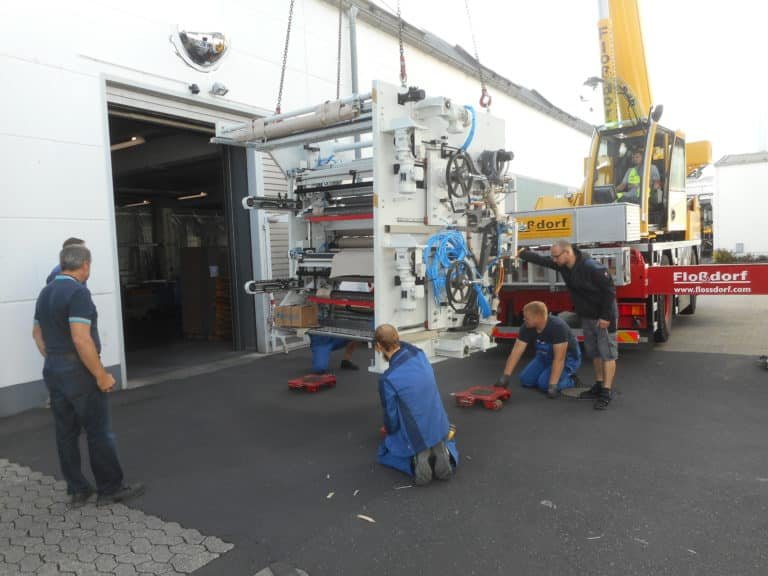 Neue Rollenschneidemaschine